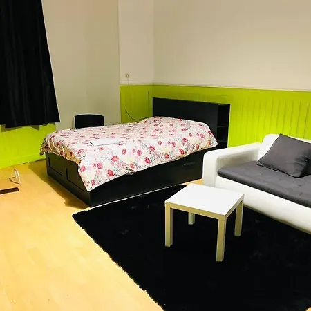 Apartment Etablissement Close Fer Me *